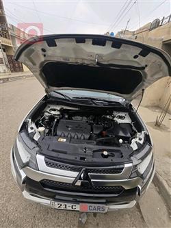 ميتسوبيشي اوتلاندر